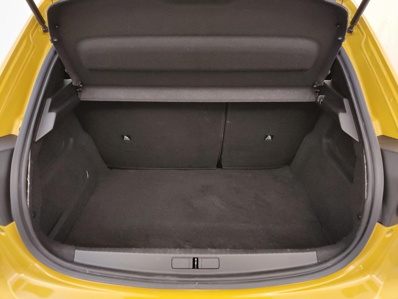 Peugeot 208 bluehdi 100 s&s bvm6 active — photo 14