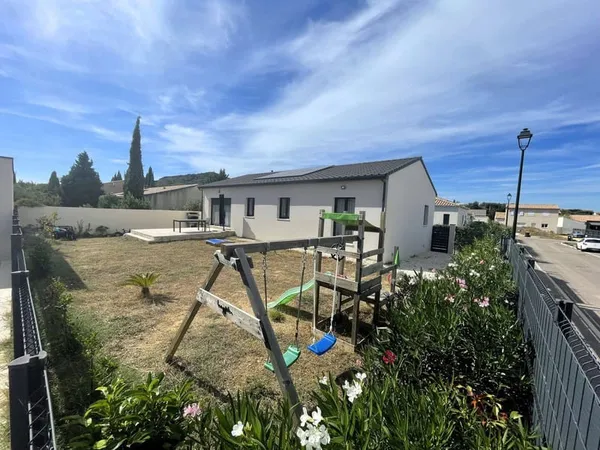 Maison de plain-pied 5 pièces 113 m²