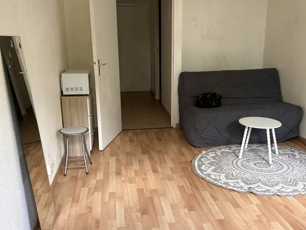 Loue studio meublé 26m² Puteaux dans la résidence Le France