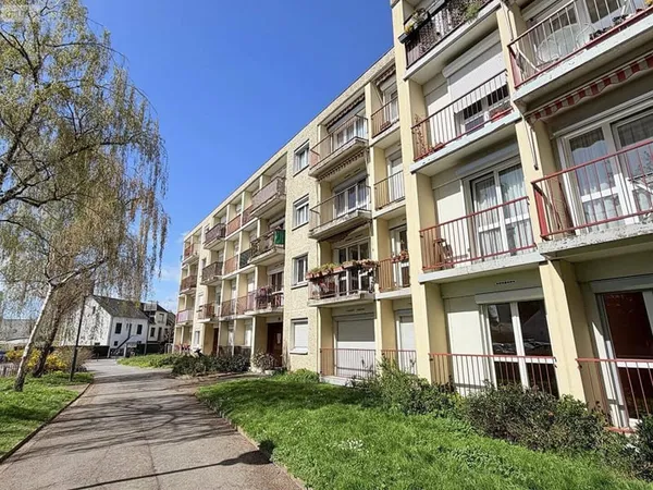 Appartement 4 pièces 80 m²
