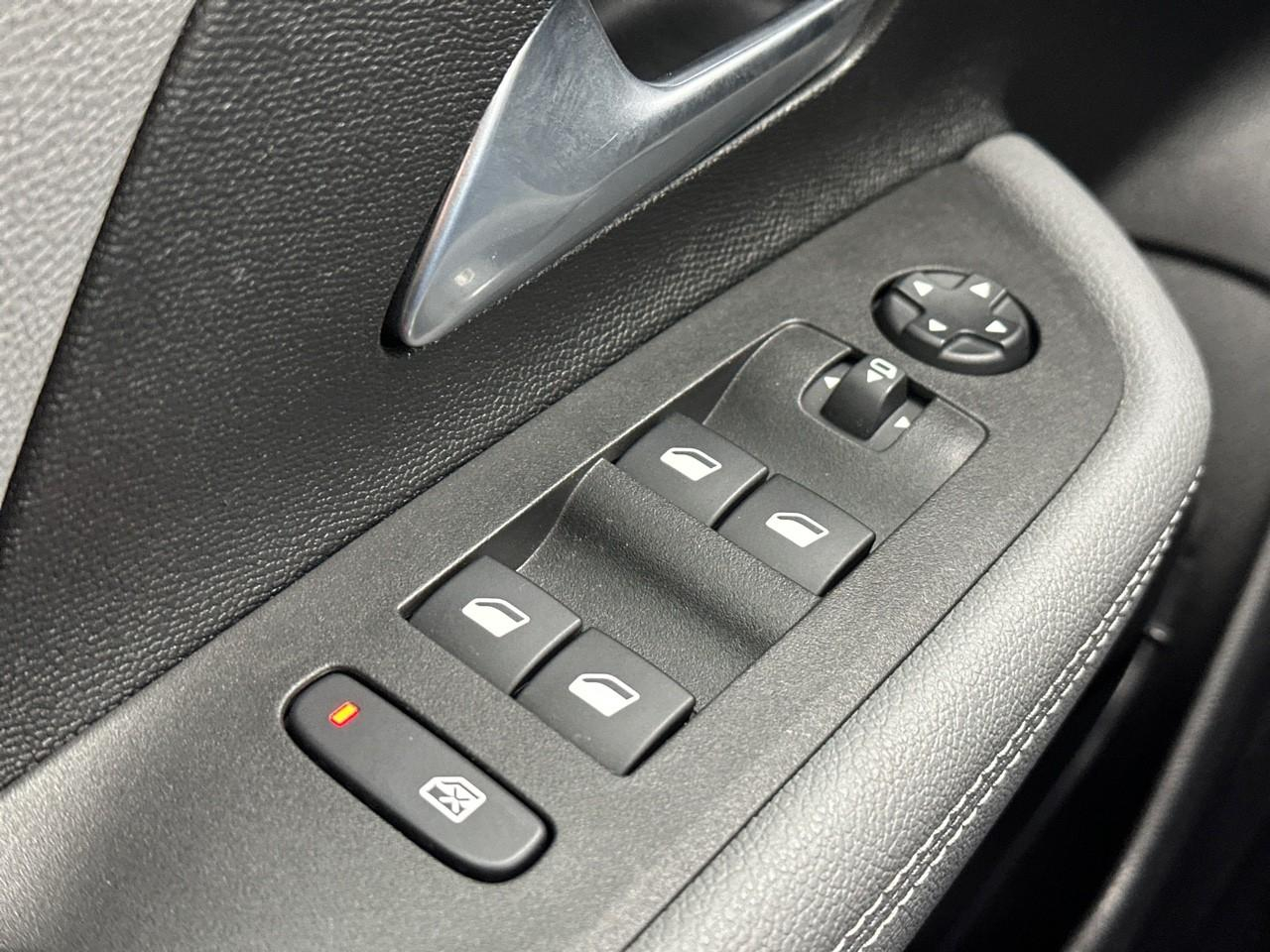 Opel Mokka electrique 136 ch & batterie 50 kwh elegance — photo 18