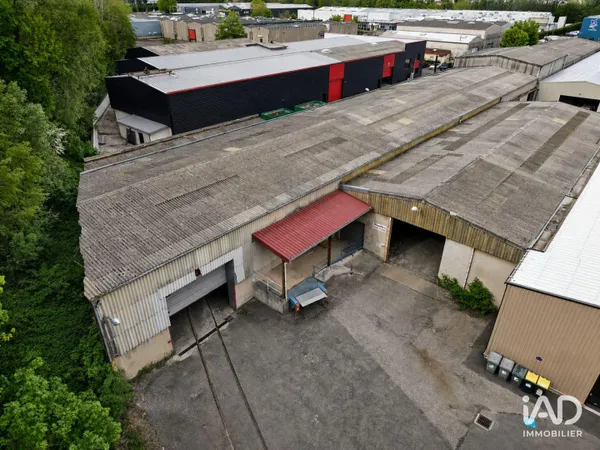 Vente Local d'activités 1 099 m²
