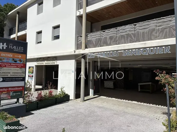 Local commercial 120 m² Fréjus