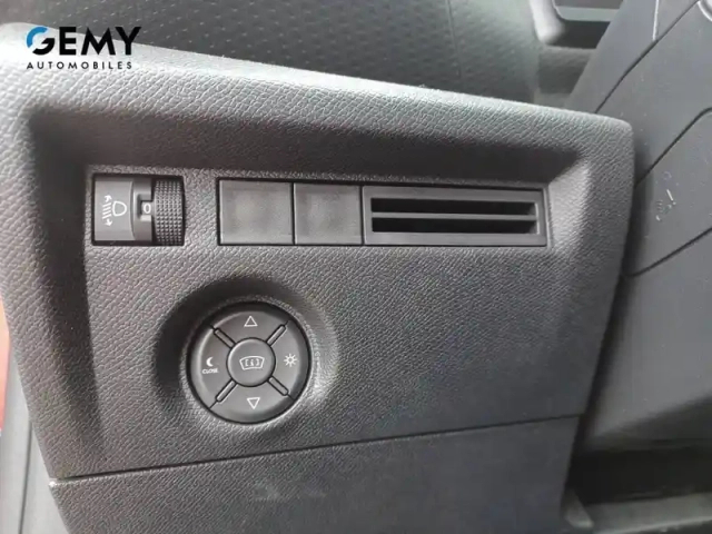 Citroën C4 puretech 130 eat8 — photo 13