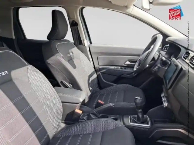 Dacia Duster 1.5 blue dci 115ch journey + 4x2 — photo 5
