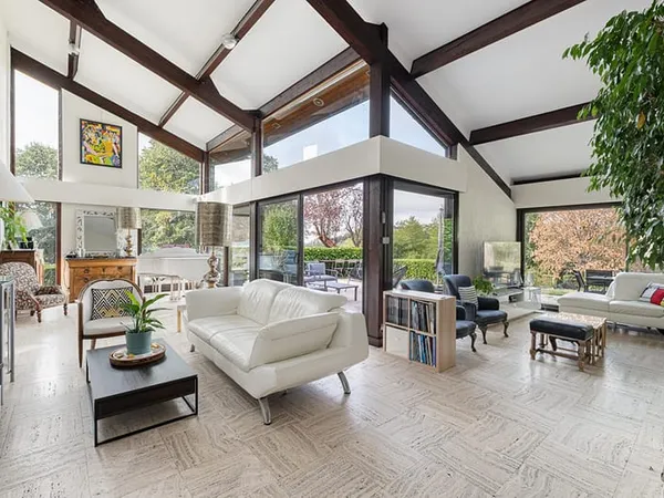 Maison d'architecte avec piscine