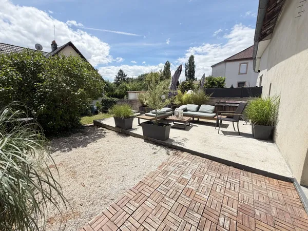 Maison 6 pièces 151 m²