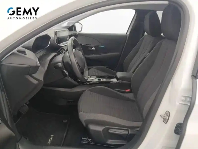 Peugeot 208 electrique 50 kwh 136ch — photo 9