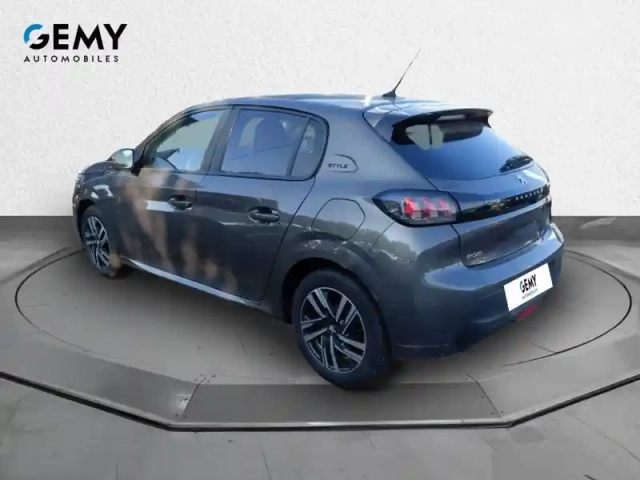 Peugeot 208 puretech 100 s&amp;s bvm6 — photo 3