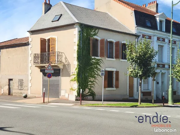 Immeuble 5 pièces 99 m²