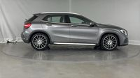 Mercedes Gla 200 d WhiteArt Edition — photo 4