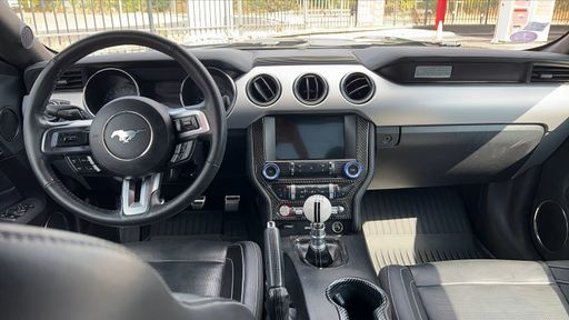 Ford Mustang 2.3 EcoBoost 317 - Fastback – 2019 – 84526 km – Essence – Boîte Manuelle — photo 36