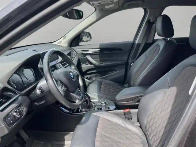 Bmw X1 sdrive18ia 136ch xline dkg7 — photo 9