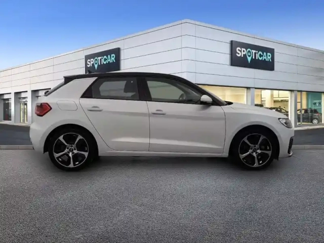 Audi A1 sportback 30 tfsi 110 ch s tronic 7 — photo 6