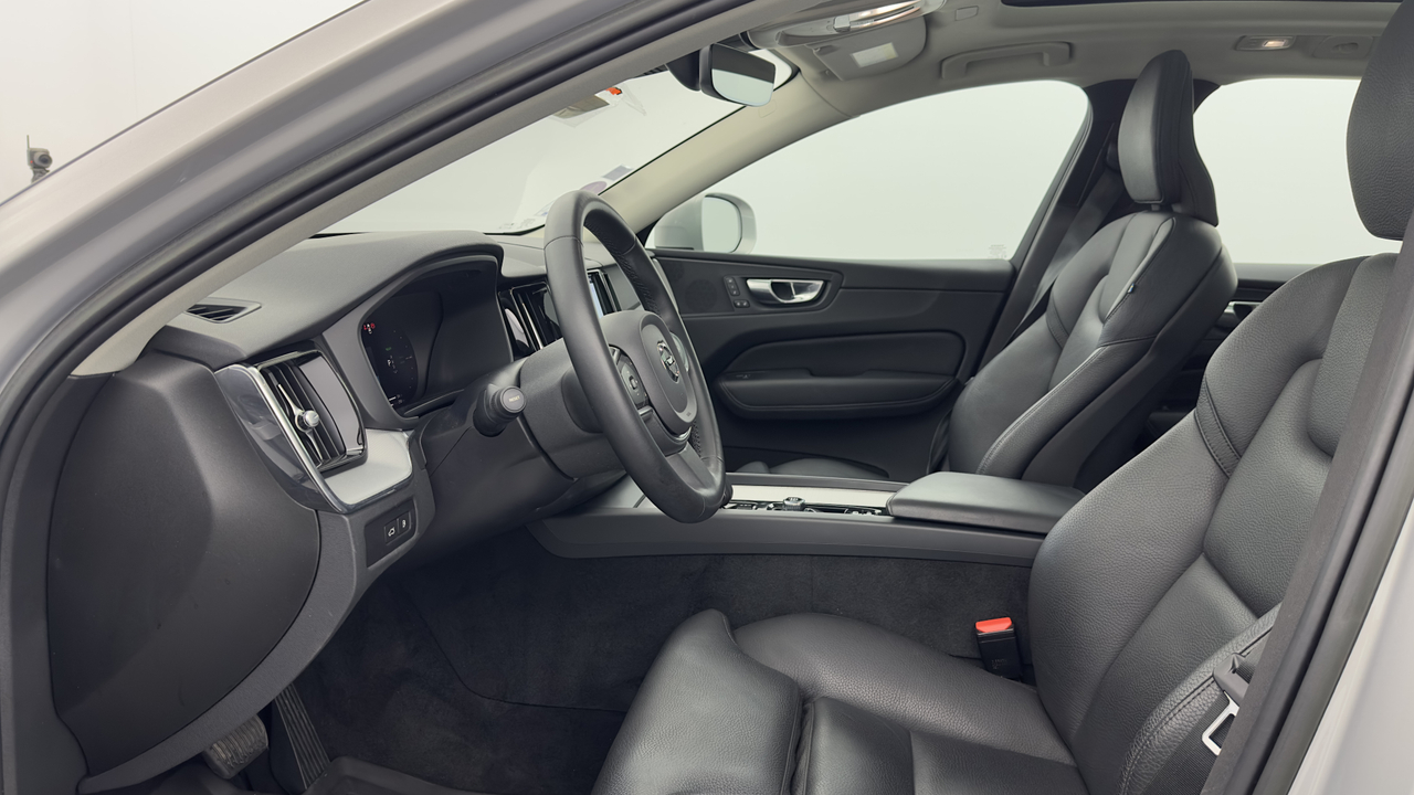 Volvo XC60 T6 Recharge AWD 253 ch + 145 ch Geartronic 8 — photo 11
