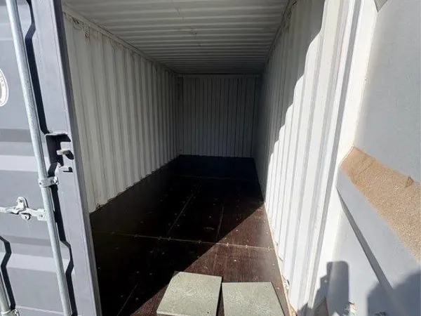 Container de stockage 14 m²