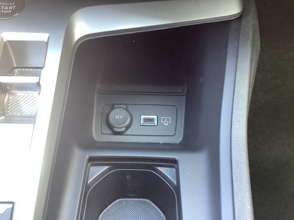 Peugeot 308 — photo 21
