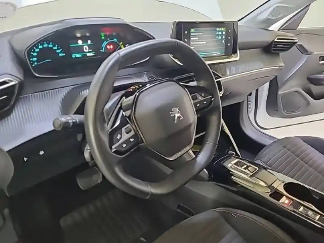 Peugeot 208 electrique 50 kwh 136 — photo 8