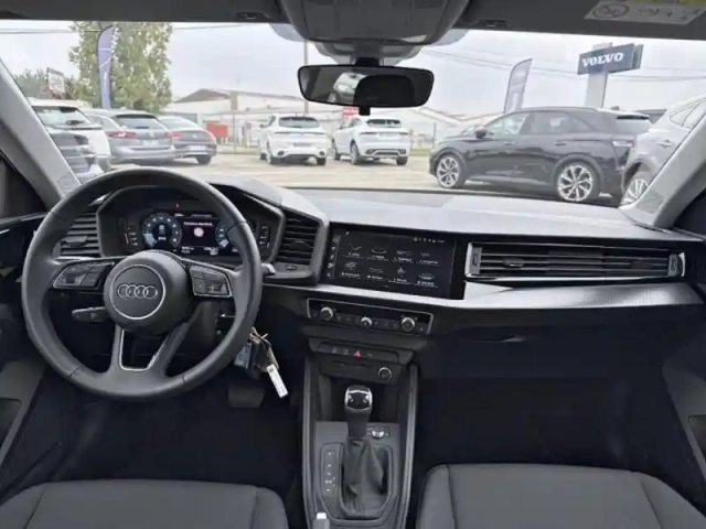 Audi A1 sportback 35 tfsi 150ch proline s tronic 7 — photo 14