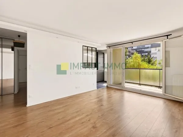 A VENDRE 3 PIECES BALCONS CAVE (PARKING en sus.) EN PARFAIT ETAT