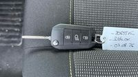 Citroen C3 1.2 PureTech 83ch S&S MAX — photo 16