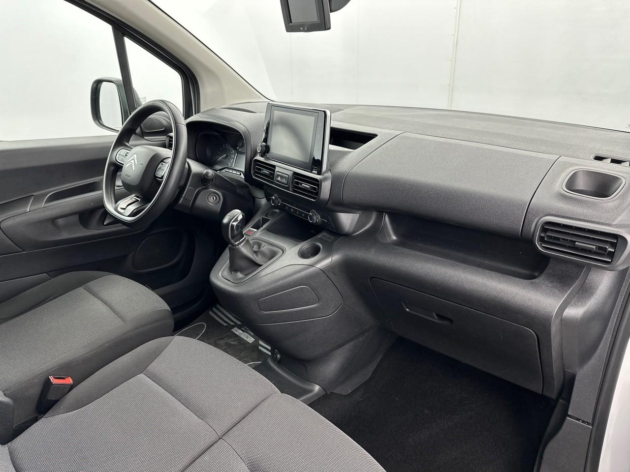 Citroën Berlingo van m 650 bluehdi 100 s&s bvm5 driver — photo 11