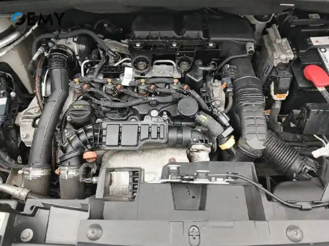 Peugeot Partner fourgon standard 650 kg bluehdi 100 s&amp;s bvm6 — photo 12