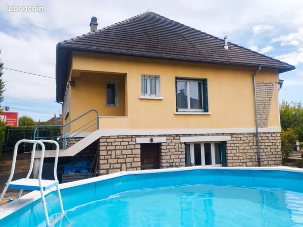Maison 6 pièces (160 m²) avec T3 indépendant en rez-de-jardin à rénover