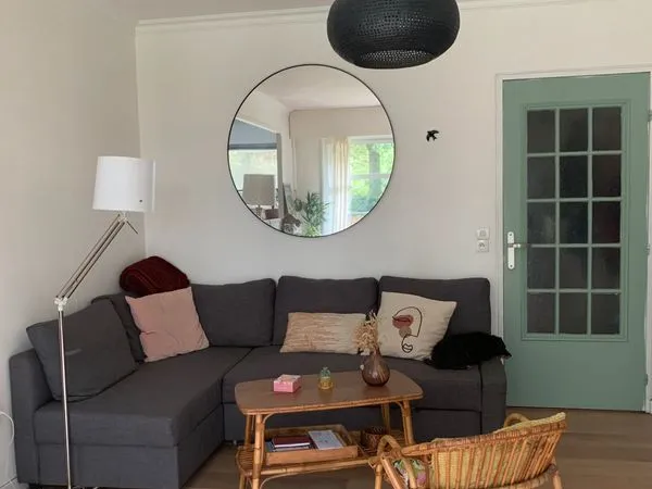 Appartement renove - balcons - cave