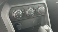Dacia Sandero 1.0 TCe 90ch Expression CVT — photo 15