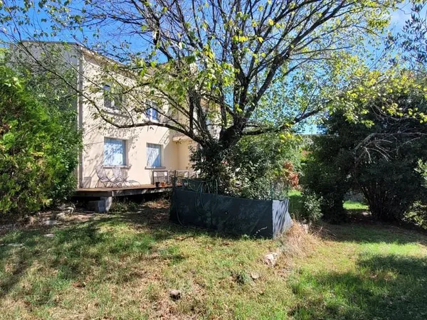 Maison 2 appartements proche centre-ville - 177.5 m²
