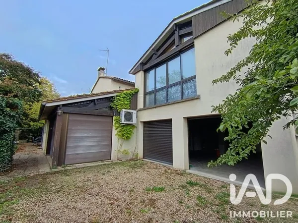 Maison 5 pièces 180 m²