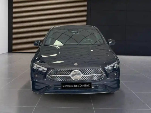Mercedes Classe A 200 d berline amg line — photo 2