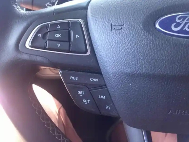 Ford Kuga 1.5 flexifuel-e85 150ch stop&amp;start vignale 4x2 bva euro6.2 — photo 13