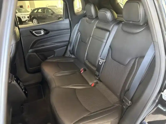 Jeep Compass limited fwd — photo 16