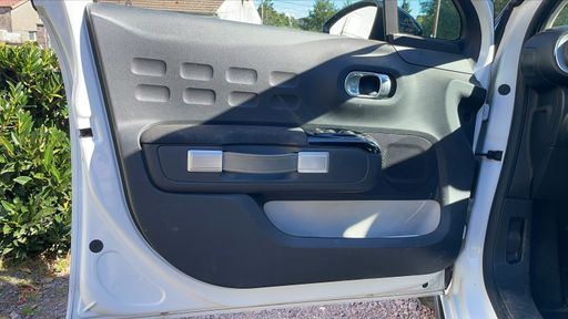 Citroen C3 Societe 1.2 PureTech 83 - Feel Business – 2019 – 39727 km – Essence – Boîte Manuelle — photo 29
