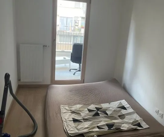 Chambre de 10m2 à louer sur Villeurbanne