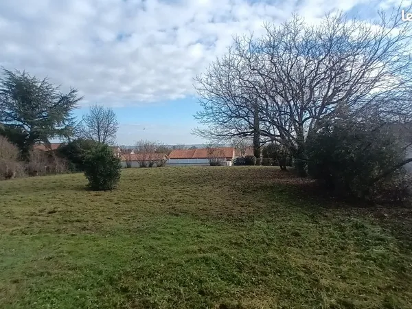 Magnifique terrain constructible de 1380 m2