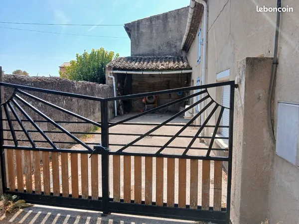 Maison avec jardin à rénover