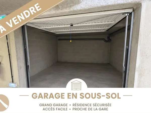 750 M DE LA GARE SNCF - GRAND GARAGE - 24 M²