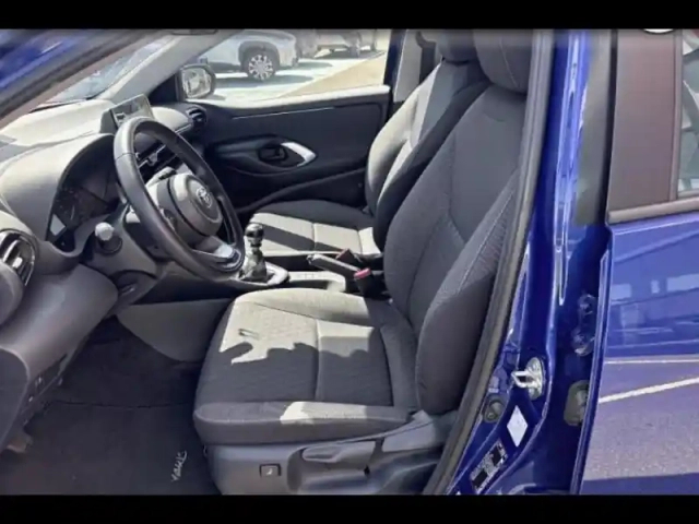 Toyota Yaris 120 vvt-i dynamic business 5p mc24 — photo 3