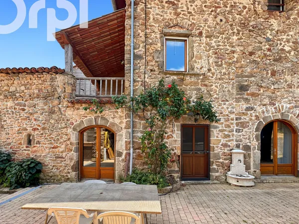 Maison 6 pièces 200 m²