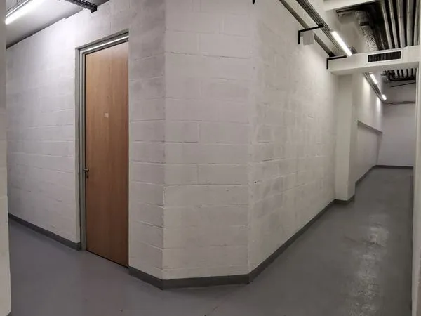 📦 Local de stockage Stratégique 14 à 40m² securisés - Saint-Cloud (Porte de Paris)