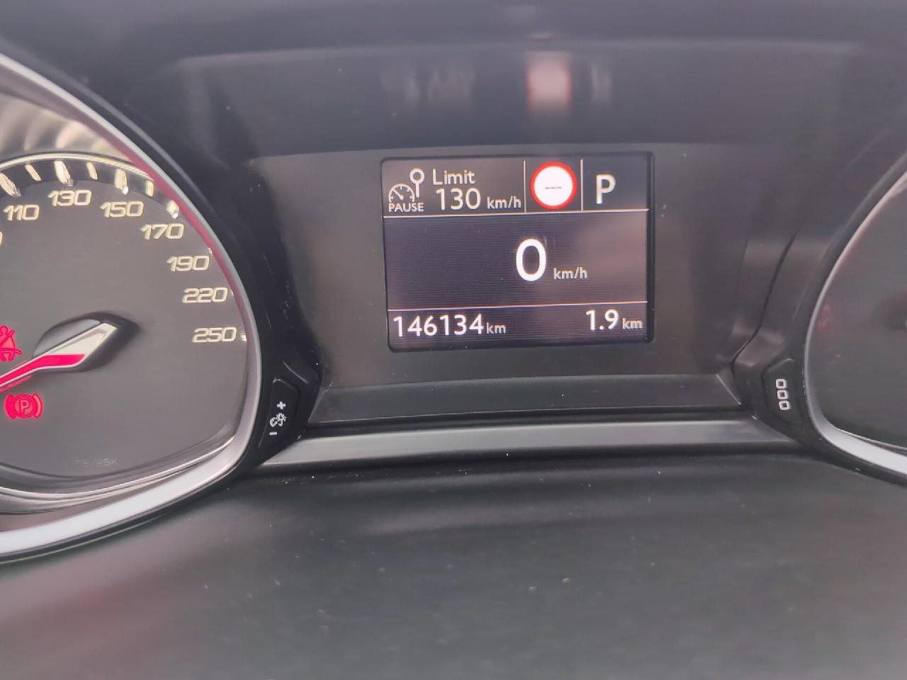 Peugeot 308 bluehdi 130ch s&s eat8 gt line — photo 25