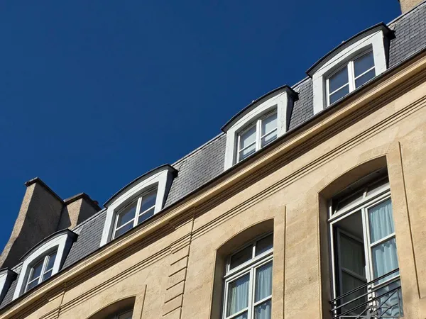 Duplex 4 pièces 200 m²