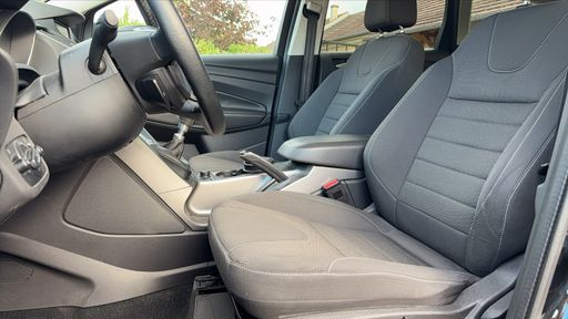 Ford Kuga 1.5 Ecoboost 150 - Titanium – 2016 – 136480 km – Essence – Boîte Manuelle — photo 16