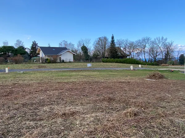 Terrain 450 m²