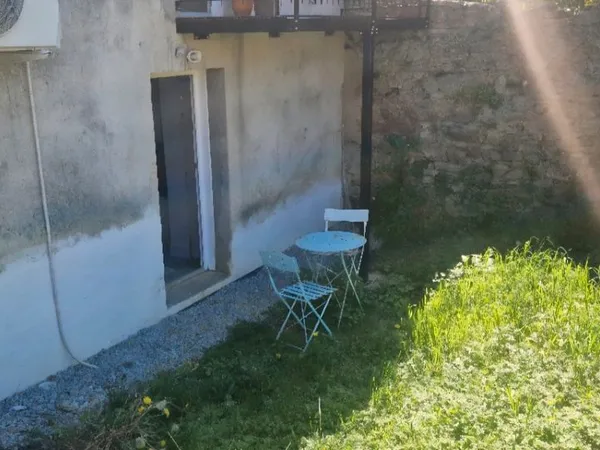T2 meublé avec jardin