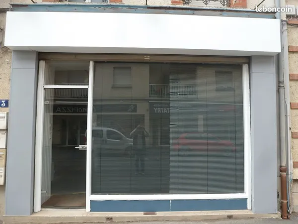 Local commercial centre de Dormans