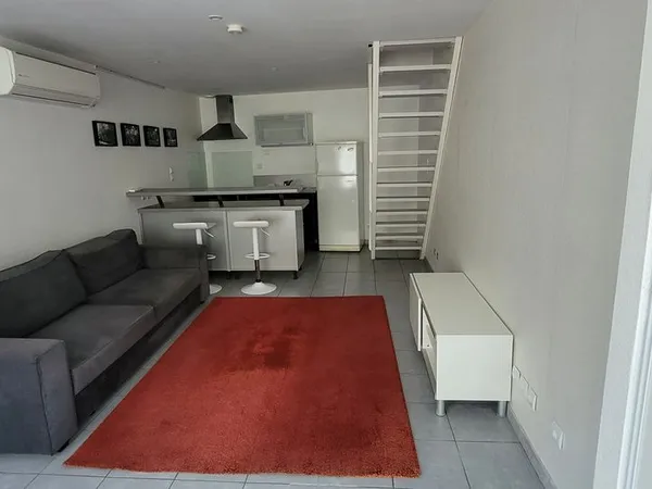 Maison à louer à Vorey